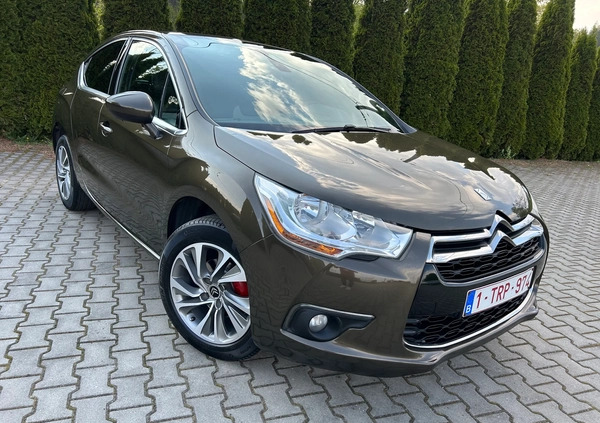 Citroen DS4 cena 29900 przebieg: 210777, rok produkcji 2012 z Sochaczew małe 497